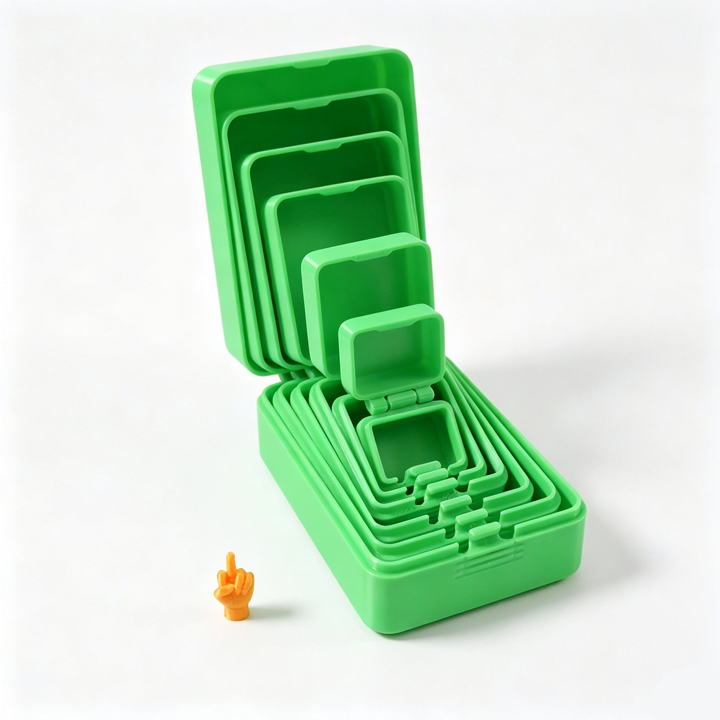 3D-Printed Multicolor Nesting Box – Includes Miniature Figurines Inside