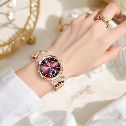Elegant Quartz Watch With Lluminous Hands