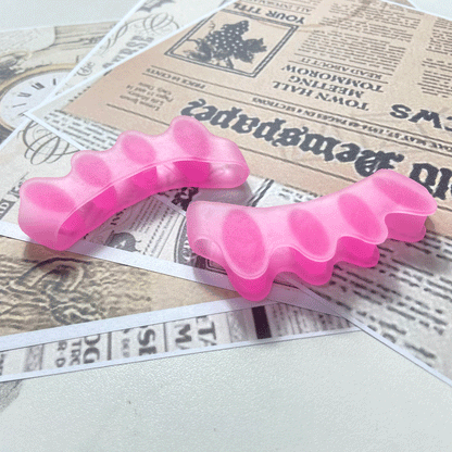 5-Hole Toe Separator for Overlapping Toes