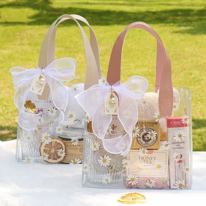 Clear Gift Bag with Handle and Small Daisy Print – Sturdy, Durable, and Waterproof Party Gift Bag
