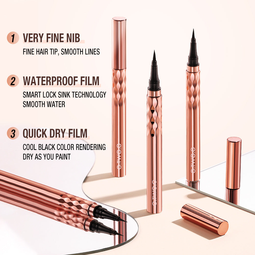 Smudge-Proof Liquid Eyeliner