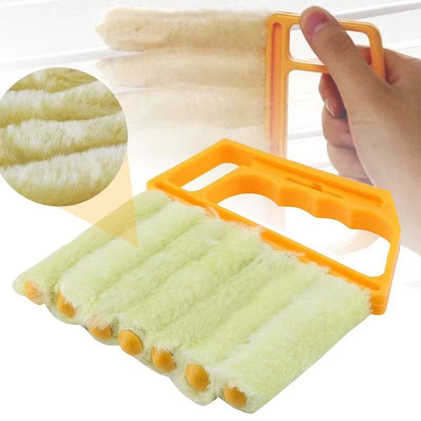 7-Finger Dusting Tool for Window Venetian