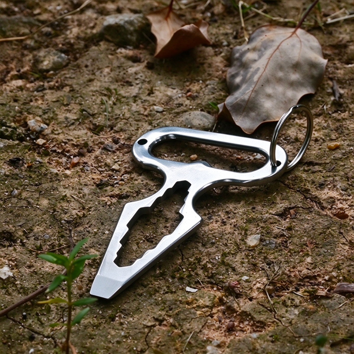 2 Pcs Multi-function Wrench, Stainless Steel, Self-nailing Multitool Keychain