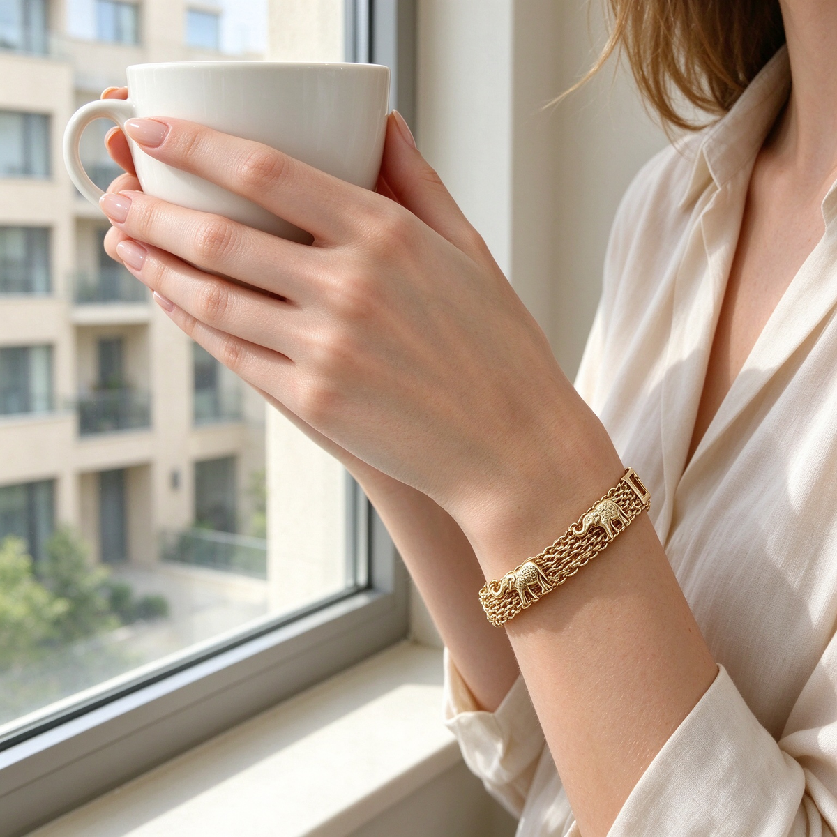 Cuban Metal Gold-Plated Vintage Elephant Bracelet, 7-inch